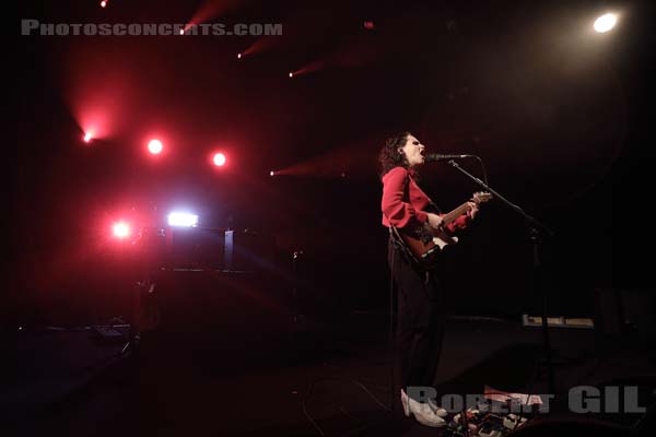 ANNA CALVI - 2019-04-04 - PARIS - Trabendo - 